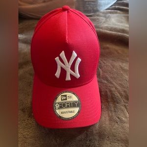 Yankees hat